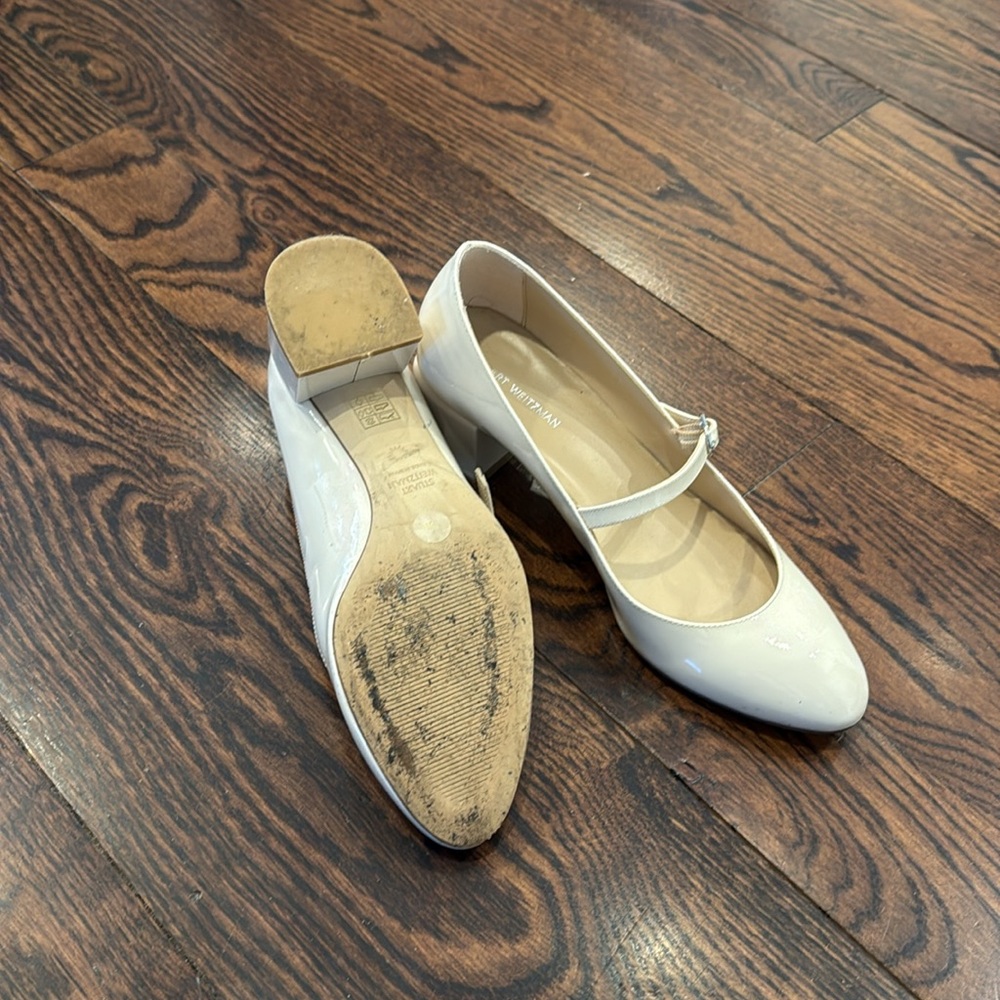 Stuart Weitzman Cream Patent Mary Jane Flats - Picture 3 of 3